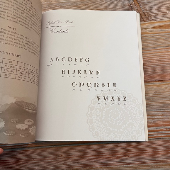 Stylish Dress Book: Wear with Freedom by Yoshiko Tsukiori 2012 - Picture 4 of 4